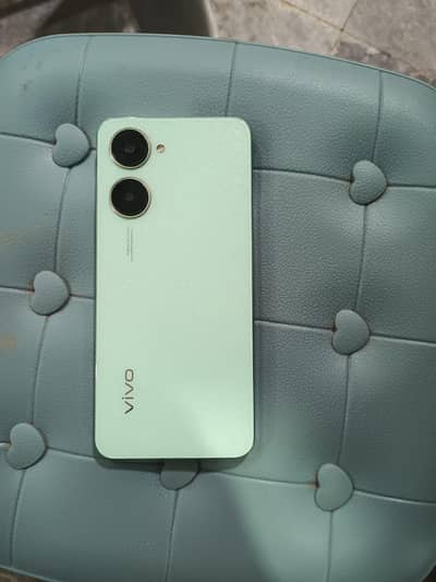 vivo Y03