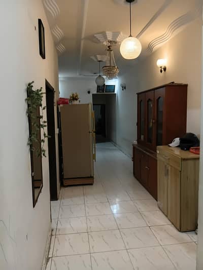 3 bedroom house with attach bath availble for sale in Gulshan-e-Iqbal