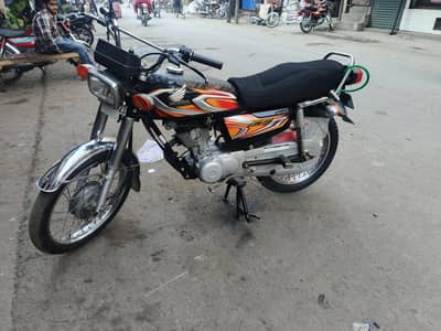 Honda CG 125 For Sale in Good condition