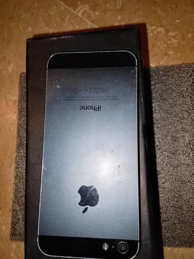 iphone 5 oregnal all parts without screen and battery