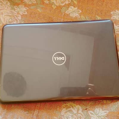 8Gb Ram internal (R) Core (Tm) is _7200u cup@ 2.50GHz