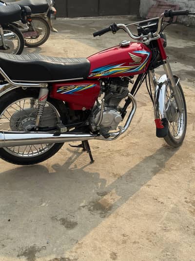Honda 125 2018 contact 3115448194