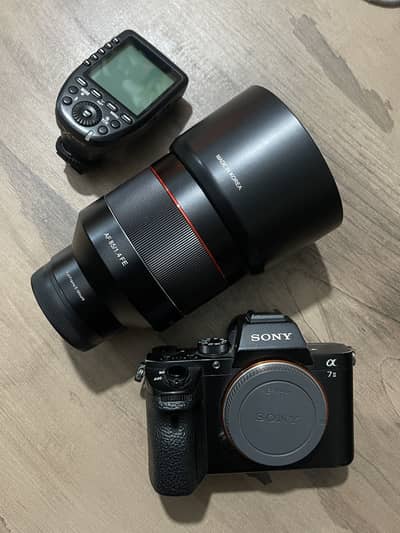 Sony a7ii - Samyang 85-1.4 - Godox x3 Trigger