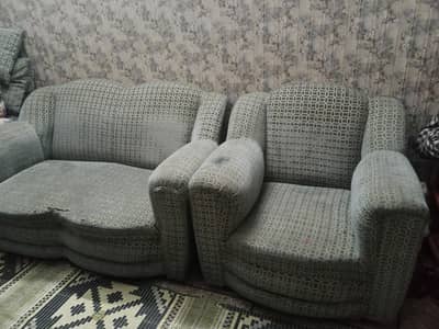Aik Sofa set Urgent For sale