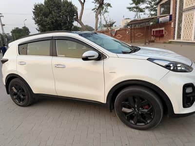 KIA Sportage AWD almost original available for sale.