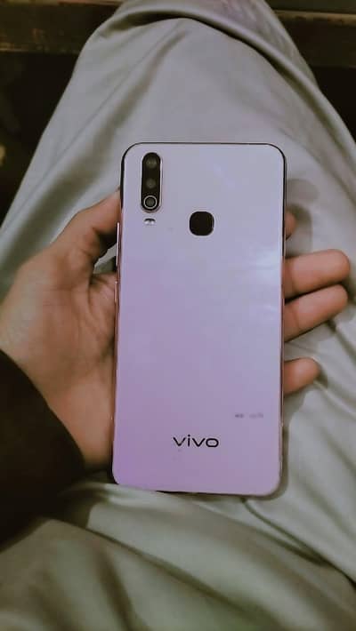 vivo y15 4gb / 64gb urgent for sale