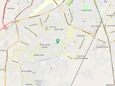 10 MARLA DOUBLE STOREY HOUSE FOR SALE IN REVENUE SOCIETY BLOCK-B. ALL FACILITIES AVAILABLE. WALKING DISTANCE FROM PIA MAIN BOULEVARD AND UMT.