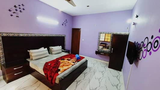 Couples Guest House Gulshan-e-iqbal