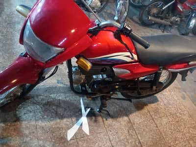 Honda pridor 100 cc model 2016