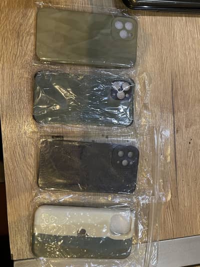 4 back cover iPhone 11 Pro