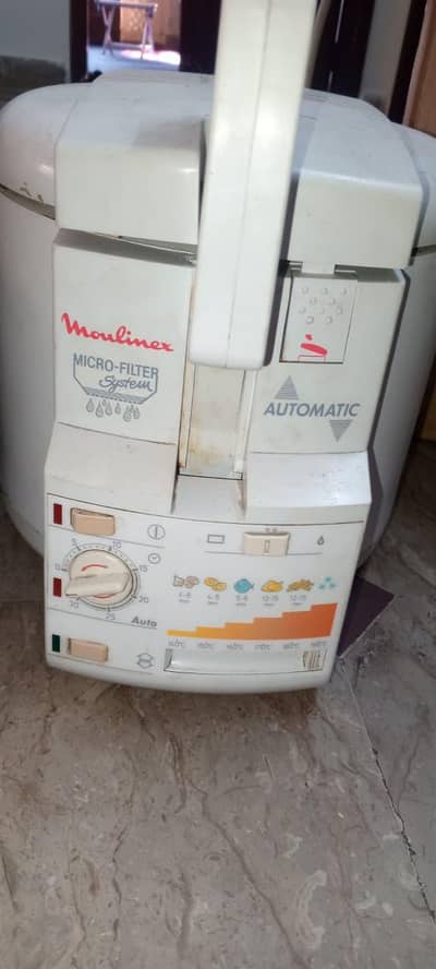 Moulinex deep fryer.