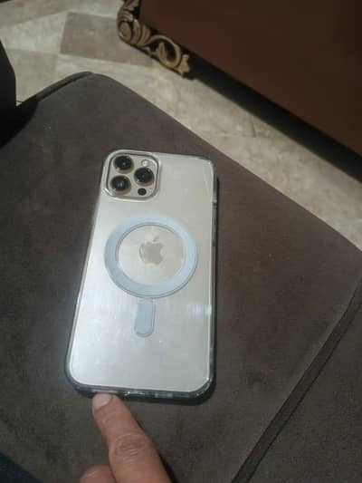 I'm selling my iphone 12 pro max 128/gb exchange possible 03254182894