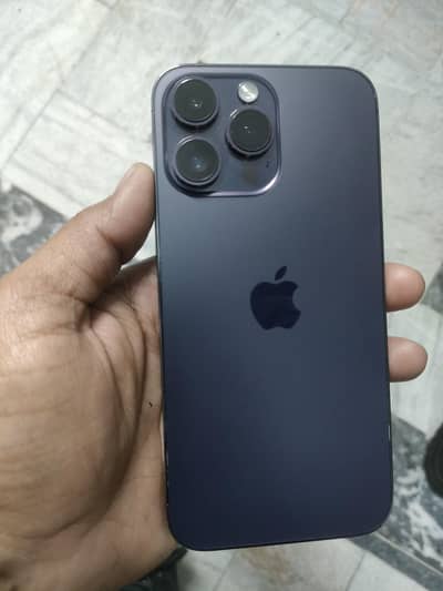 sale my iphone 14 pro max lcd break ha on hota ha bus vibrate karta ha
