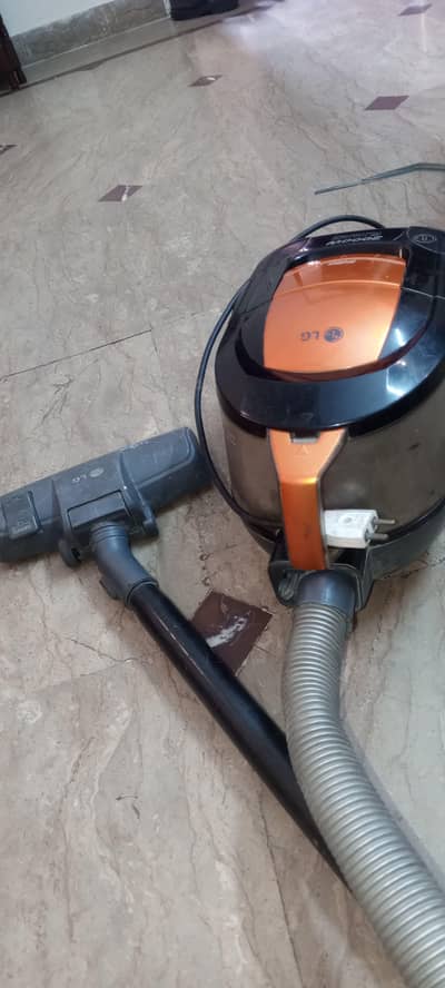 LG vacuum cleaner