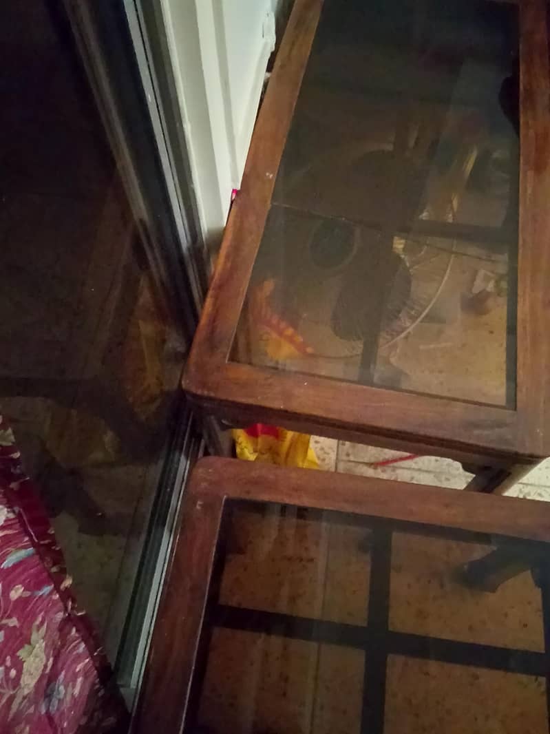 3 table set good condition 0