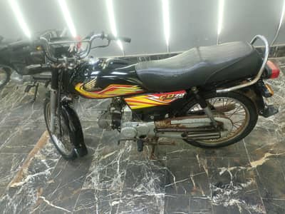 HONDA CD 70 (03353298157)