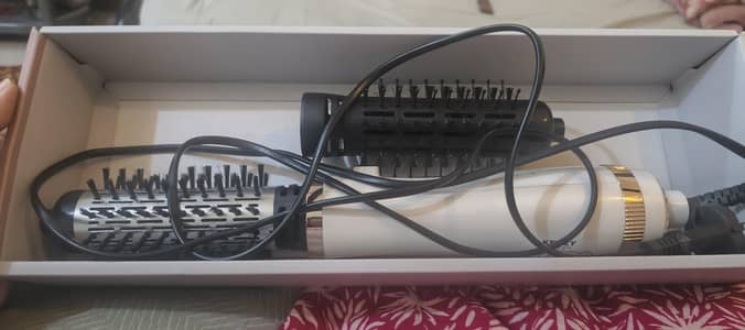 kemey hot air brush / blow dryer