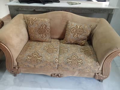 sofas in mint condition