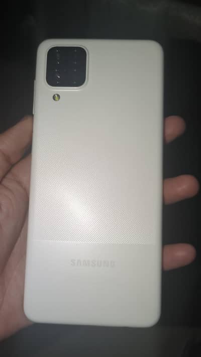 Samsung a12