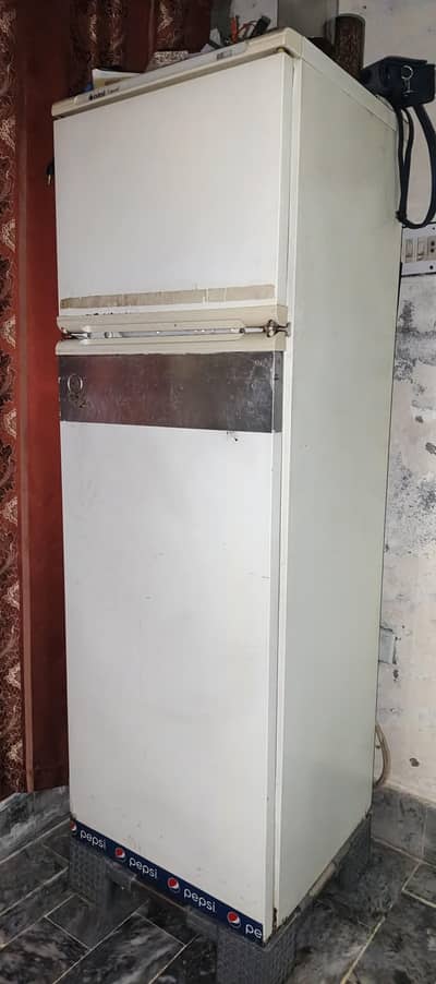 Used Indesit fridge in good condition for sale