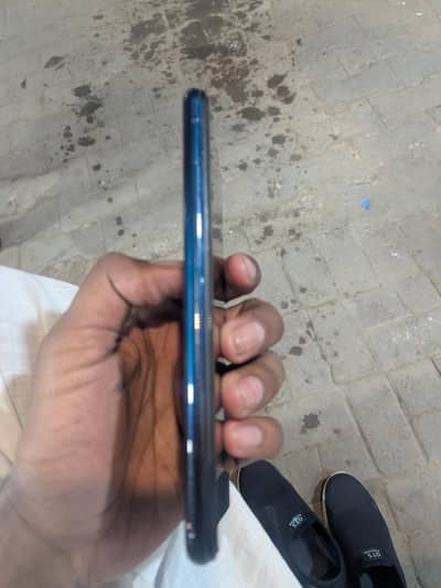 vivo y11 mobile for sale full box 10 by 10 condition
