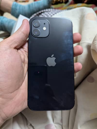 Iphone 12 10/10 with box and charger but icloud locked