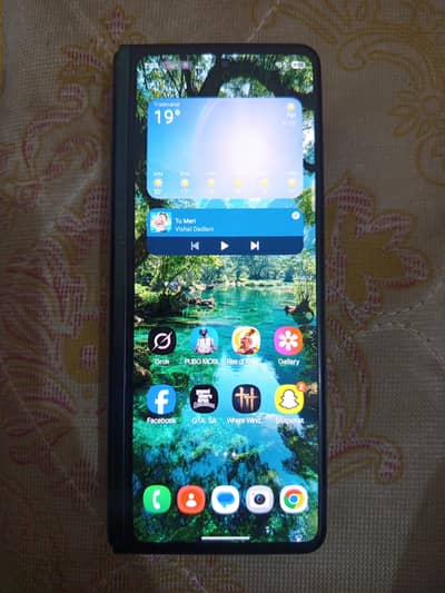 Samsung Z Fold 3 5G Phone