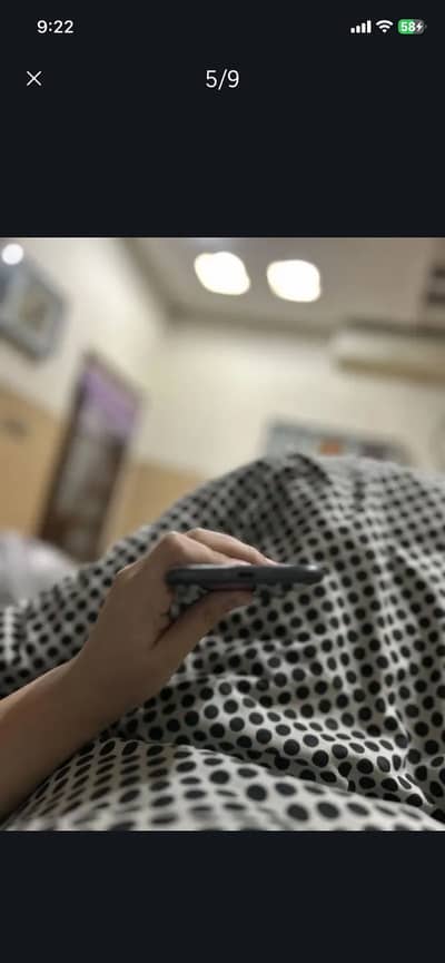 Iphone 11 factory unlock sim chal rhi battery health 92% bck brk 64gb