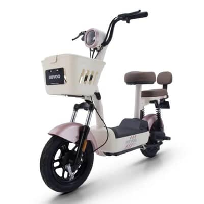 Revoo Electric Scooty