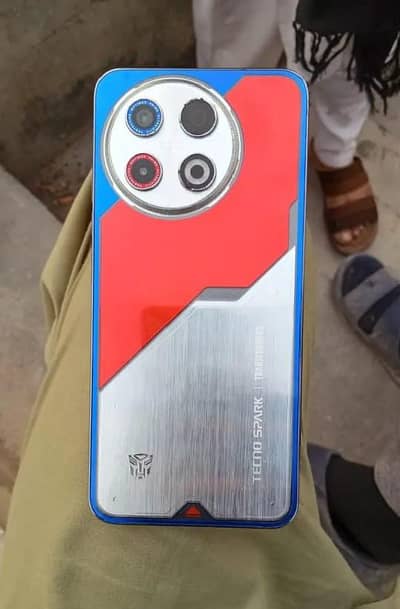 Tecno spark30 pro 8+8 128gb