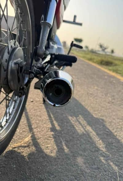 Honda cd 70cc Lahore number excellent condition complete file