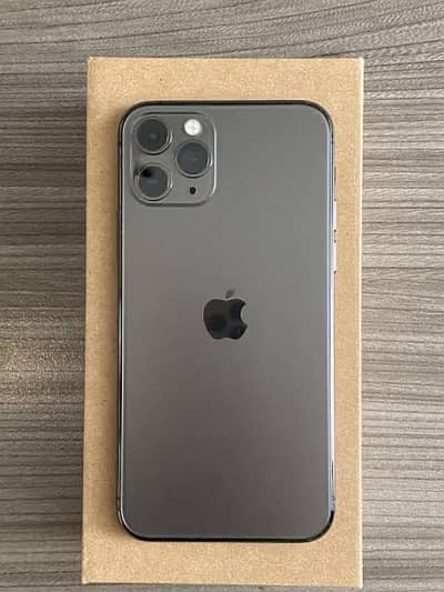 I phone 11 pro grey colour factory unlock 64gb 10/10 condition