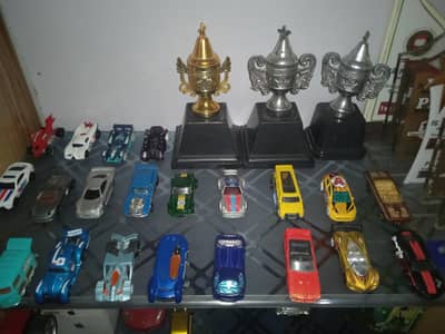 Hotwheels cars older models (price is negotiable)
