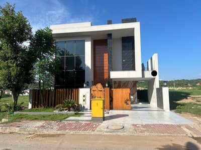 Brand New Ultra Modern Designer House For Sale