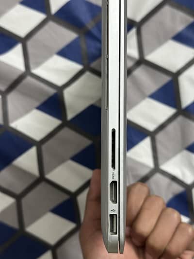 MacBook Pro Retina 13” Mid-2014 | 8GB RAM | 128GB SSD | Good Condition