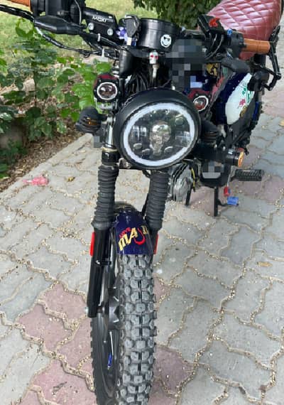 Cafe Racer push start All modified bike genion and original parts used