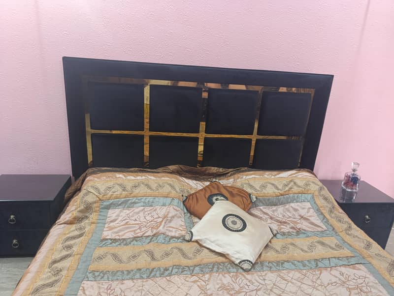 Double bed with dressing 1