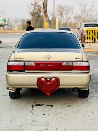 Toyota Corolla 2.0D 2000 model All Punjab (lahore) number