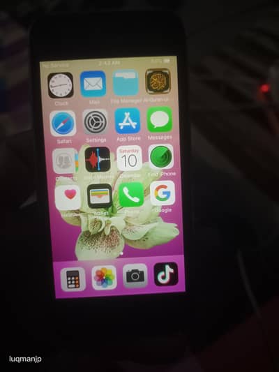 Iphone 5s 16Gb  Pta Approved hai. . .