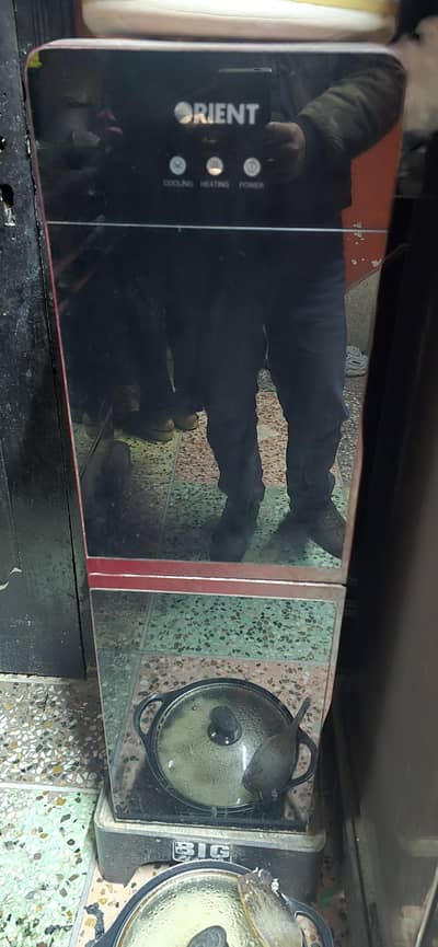 orient dispenser in good condition for sale