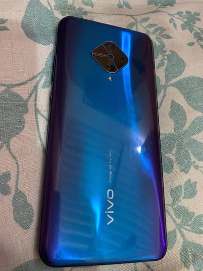 vivo y51 RAM 4/ GB 128