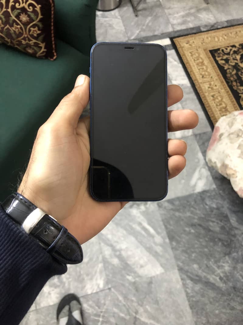 Iphone 12 mini 0