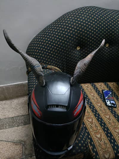 UNIQUE HELMET
