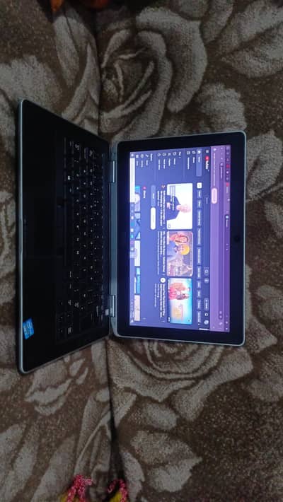 Dell Latitude E6330 with Charger all these parts are original.