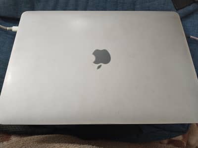 MacBook Pro 2020, i5 16/512 GB with Retina Display