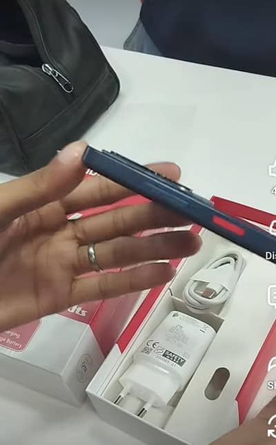 10 by 10 condition only 20 days use colour dark blue