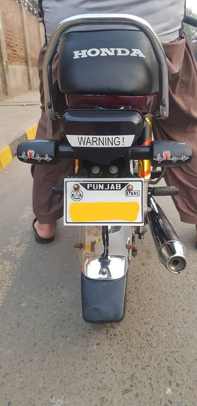 Honda 70cc  03137381221 WhatsApp