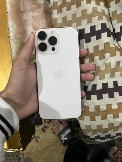 I phone 16 pro max 256 gb