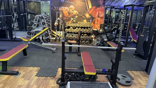 Running gym set up for sale. Hot location. Dha phase 8 main broad way