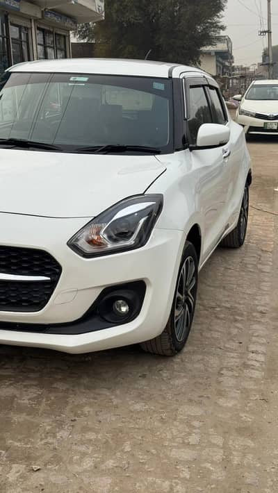 Suzuki Swift GLX CVT